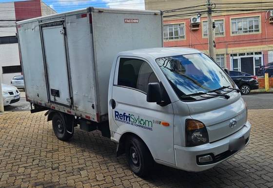 HYUNDAI HR 2.5 LONGO SEM CAÇAMBA 4X2 16V 130CV TURBO INTERCOOLER DIESEL 2P MANUAL